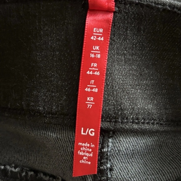 Spanx distressed black jean-ish shapewear raw hem Black Jeggings Jeans Large - Picture 3 of 11